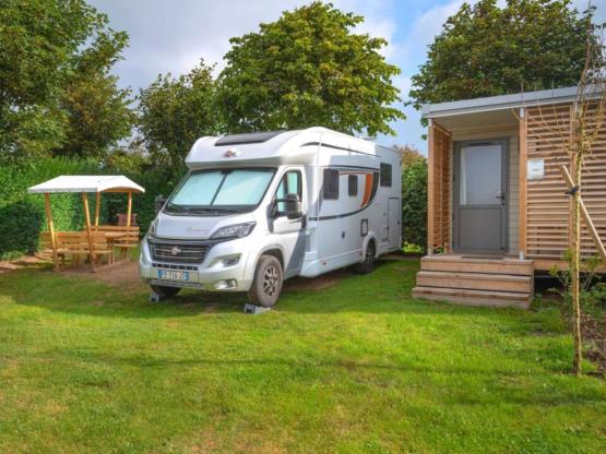 Pitch Premium + with private facilities