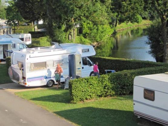 Pitch package (1 vehicle / with electricity)