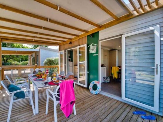 Homeflower PREMIUM 29m² 2 bedrooms + terrace + Dishwasher + TV + With sheets