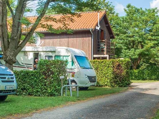 Parcela + autocaravana