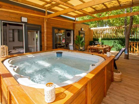 PREMIUM LUXE Air conditioning 50 m² avec SPA