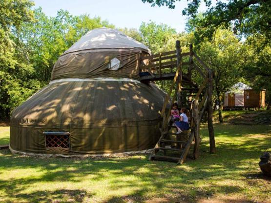Yurta de escala para excursionistas - instalaciones sanitarias colectivas