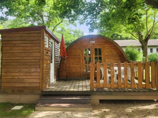chalet pod