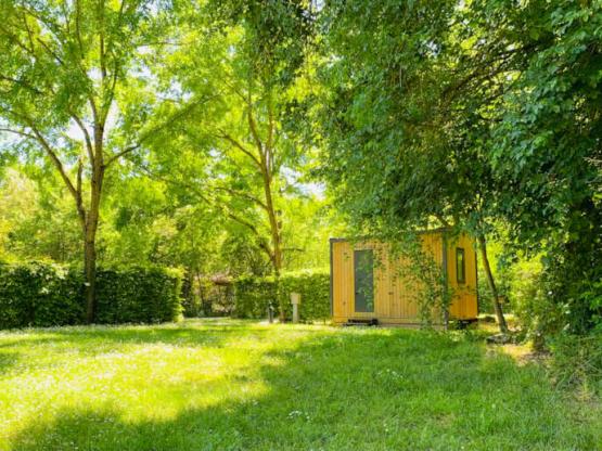 Parcela XXL Premium Sanitarios privados