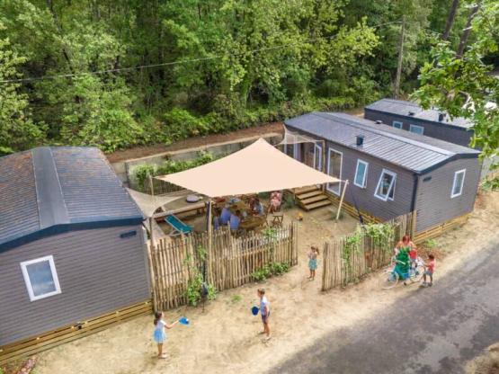 Mobilhome Tribu 5 habitaciones|PREMIUM 56m²- terraza cubierta- 2 cuartos de baño - TV - Plancha