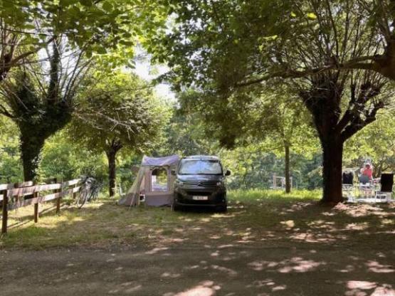 Parcela Confort + electricidad