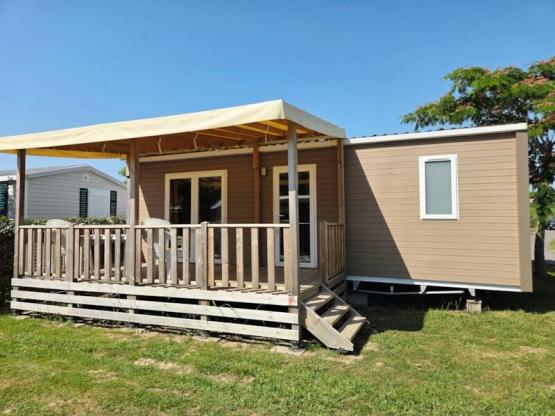 C- Mobil-home Caraïbes climatisé 2 chambres