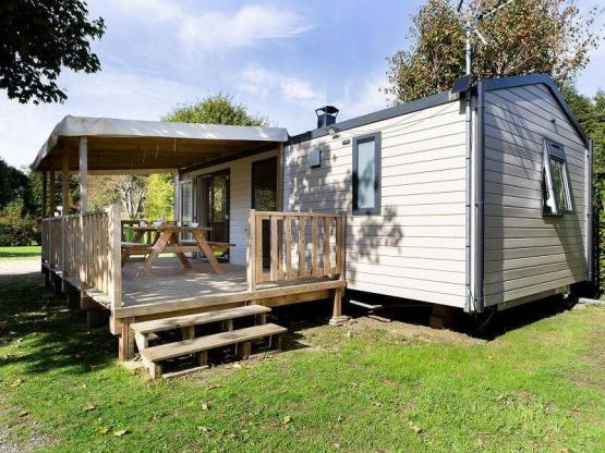 Mobilhome Confort Plus 2 habitaciones - Terraza semi-cubierta