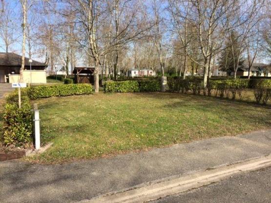 Parcela Especial excursionista andando o ciclista con tienda