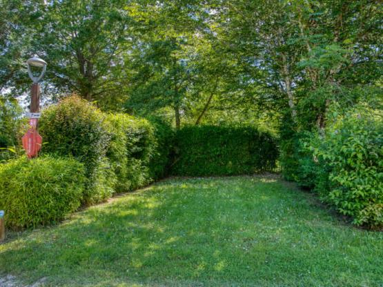 Mini Parcela: 2 Personas + Vehículo (Coche o Furgoneta) + Parcela ± 70m²