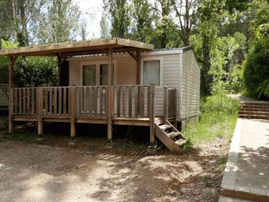 Mobilhome Confort 18m² con aire acondicionad Terraza semi-cubierta
