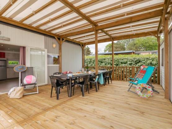 Mobilhome Tribu Premium 75m² (5 habitaciones, 3 cuartos de baño) terraza cubierta + TV Lavavajilla