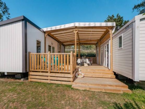 Mobilhome Tribu Premium 75m² (5 habitaciones, 3 cuartos de baño) terraza cubierta + TV Lavavajilla