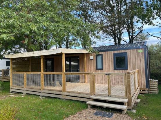 Stacaravan PREMIUM 3 sl.k. 6 pers (+ 2 mogelijk in extra bed)