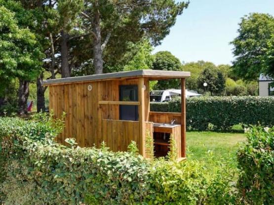 Emplacement Premium avec bloc sanitaire individuel