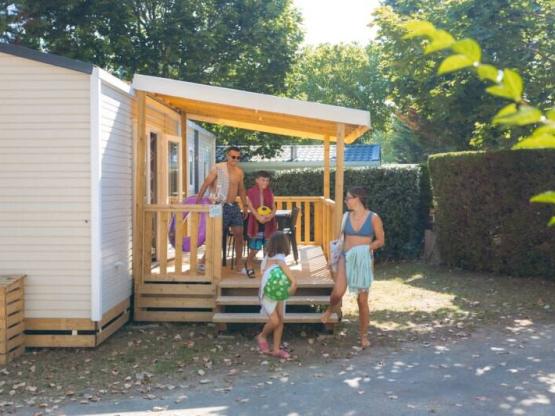 GRAND LARGE PLUS - 34.5m² (3 chambres)  (- de 3 ans) + TV + Terrasse + lave-vaisselle + clim