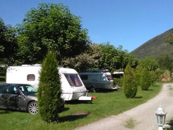 FORFAIT EMPLACEMENT 1 PERS (1 Tente ou 1 Caravane) / 1 Véhicule