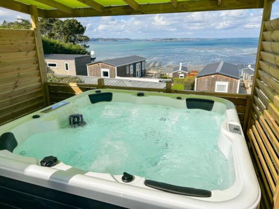 Privilège Mobile Home 3 bedrooms with spa