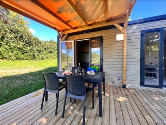 Cottage Loggia