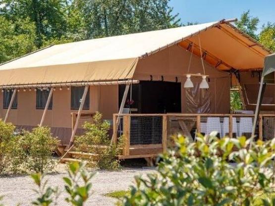 Glamping Lodge PREMIUM RIVER 38m² -3 habitaciones -TV -  A/C - terraza cubierta - vista al río -