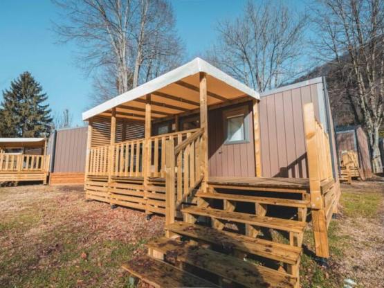 Mobil-Home Premium | 33 m² | 2 Salles De Bain Terrasse Bois Couverte