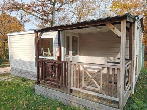 Standaard stacaravan 32 m² - 2 slaapkamers + overdekt terras 12 m² -