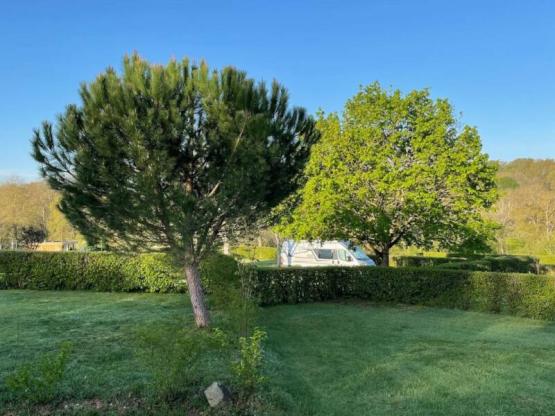 Forfait nature (emplacement + tente ou caravane ou voiture) sans électricité