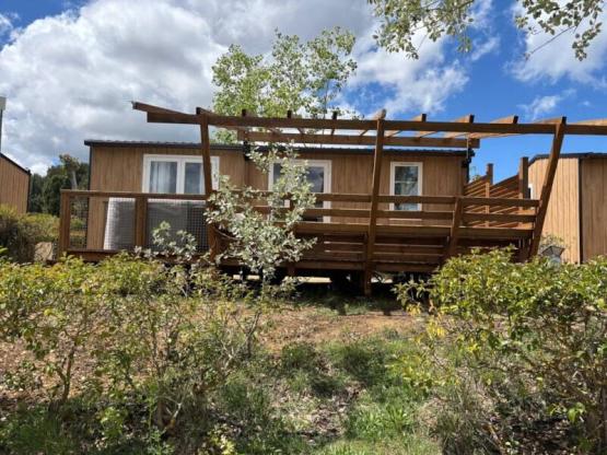 Mobil Home Lourmarin avec Jacuzzi - 32m² - 2 chambres