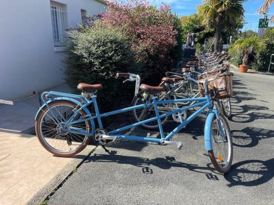 Mobil-home LUXE SPA climatisé - 2 chambres - 2 salles de bain - 2 WC (année 2025) - D