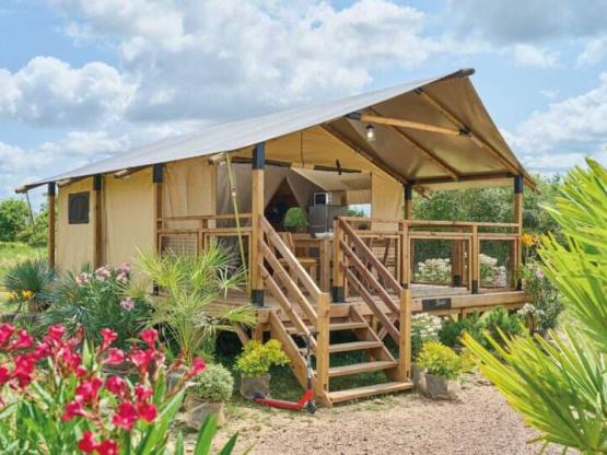 Lodge toilé BALI – 32 m² –  sans sanitaires