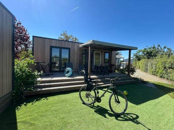 Cabaña EVASION de 2 habitaciones, con vistas al jardín, TV, wifi, plancha y DD