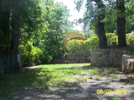 Parcela (80m²),  + 1 coche + electricidad (10a)