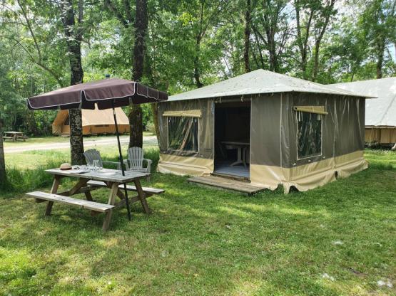 Bungalow in Tuch 20m² / 2 Zimmer - ohne Sanitäranlagen