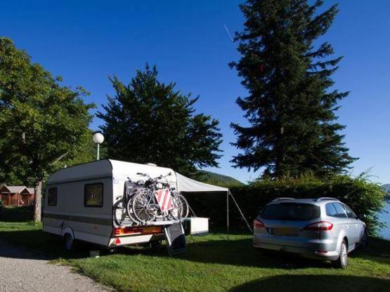 HUTTE Pequeña casa de campo de 14 m²sin sanitarios