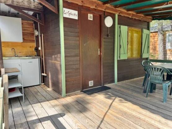 Bungalow sin sanitarios