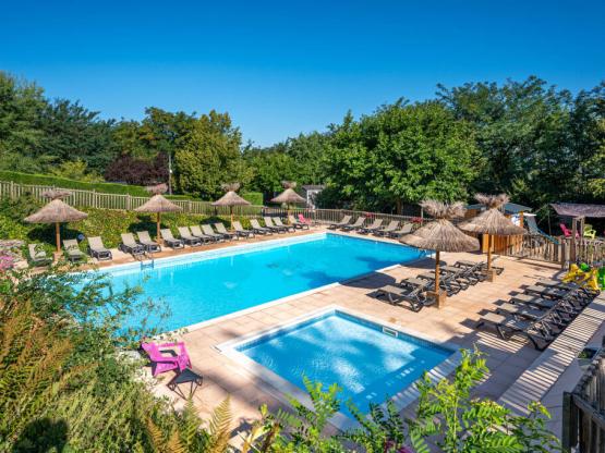 Mobilheim Tribu Confort 50m² - 5 Zimmer - 2 Badezimmer + überdachte Terrasse + TV -