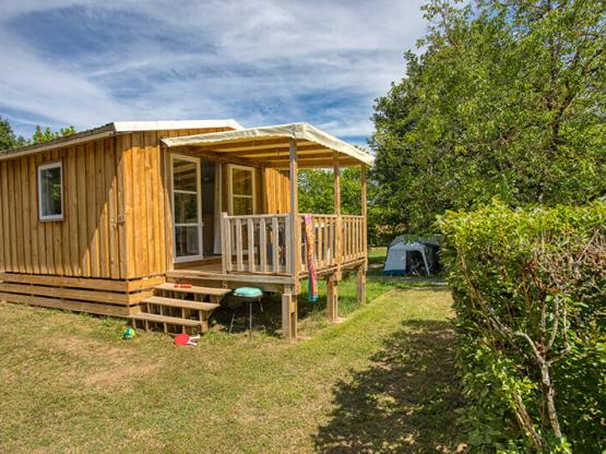 Mobilhome sin ducha/WC , 2 habitaciones, terraza cubierta