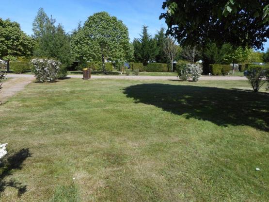 Parcela Grand Confort - Electricidad 16A - Agua - Evacuación - Z4