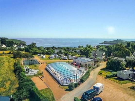 Mobil-home 3 chambres 40m² - 2 salles de bain - modèle confort - Vue Mer - Grande Terrasse 38m²