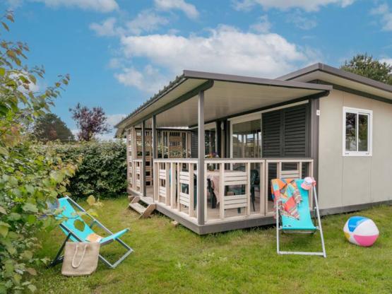 Chalet Confort 25 à 29 m² (2 habitaciones) con terraza cubierta + TV