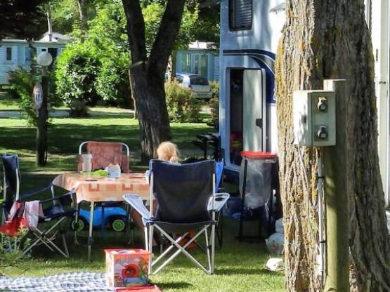 Paquete Comfort + Electricidad 6A (1 parcela + 1 coche)