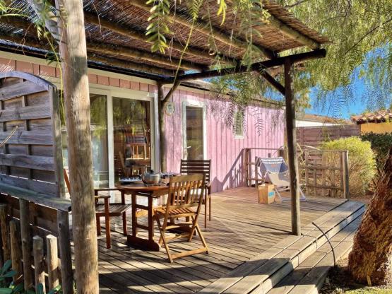 Paillotte BORA BORA 39m² - 3 habitaciones - Terraza 18m2 (10 noches minimo del 10/7 al 21/8/2021, Llegadas y salidas: miércoles, sábado, domingo)