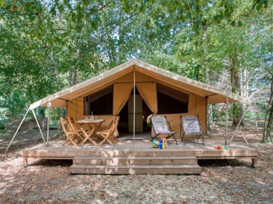 Tente Safari Confort 25m² (2 habitaciones) - sin baño + terraza cubierta