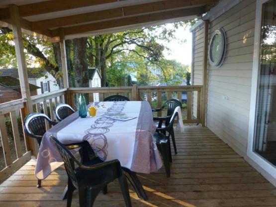 Mobilhome 'Univers' 34m² + 3 habitaciones + terraza cubierta 18m²