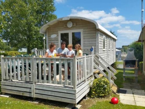 Vagon 20m² (2 habitaciones) + TV + terraza