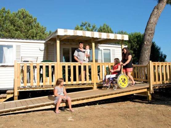Mobile Home - 32m² - 2 bedrooms - adapted to the people with reduced mobility