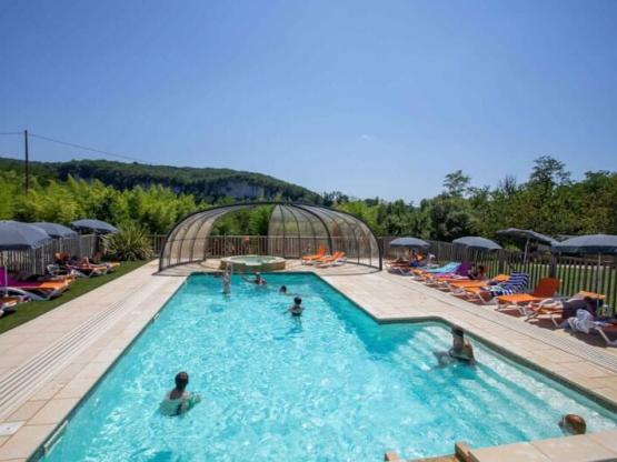 Mobile home Standard 32m² (3 Schlafzimmer) - halbüberdachte Terrasse