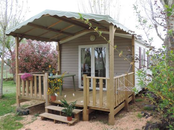 Mobilhome TRIGANO VIP. 1 habitacion 20 m2 + 10 m2 terraza cubierta