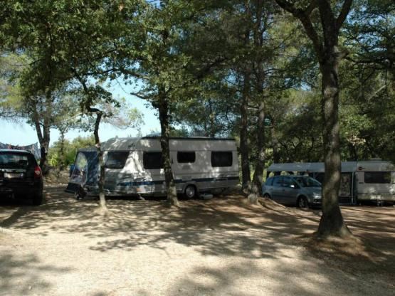 Parcela electricidad 10A + vehículo