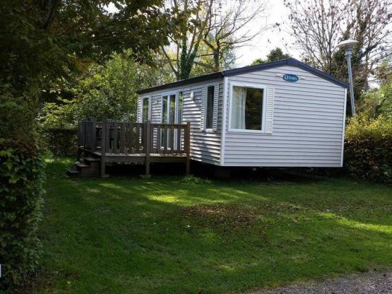 Mobil-home Confort 31m² (2 habitaciones, 2 baños) + Terraza cubierta